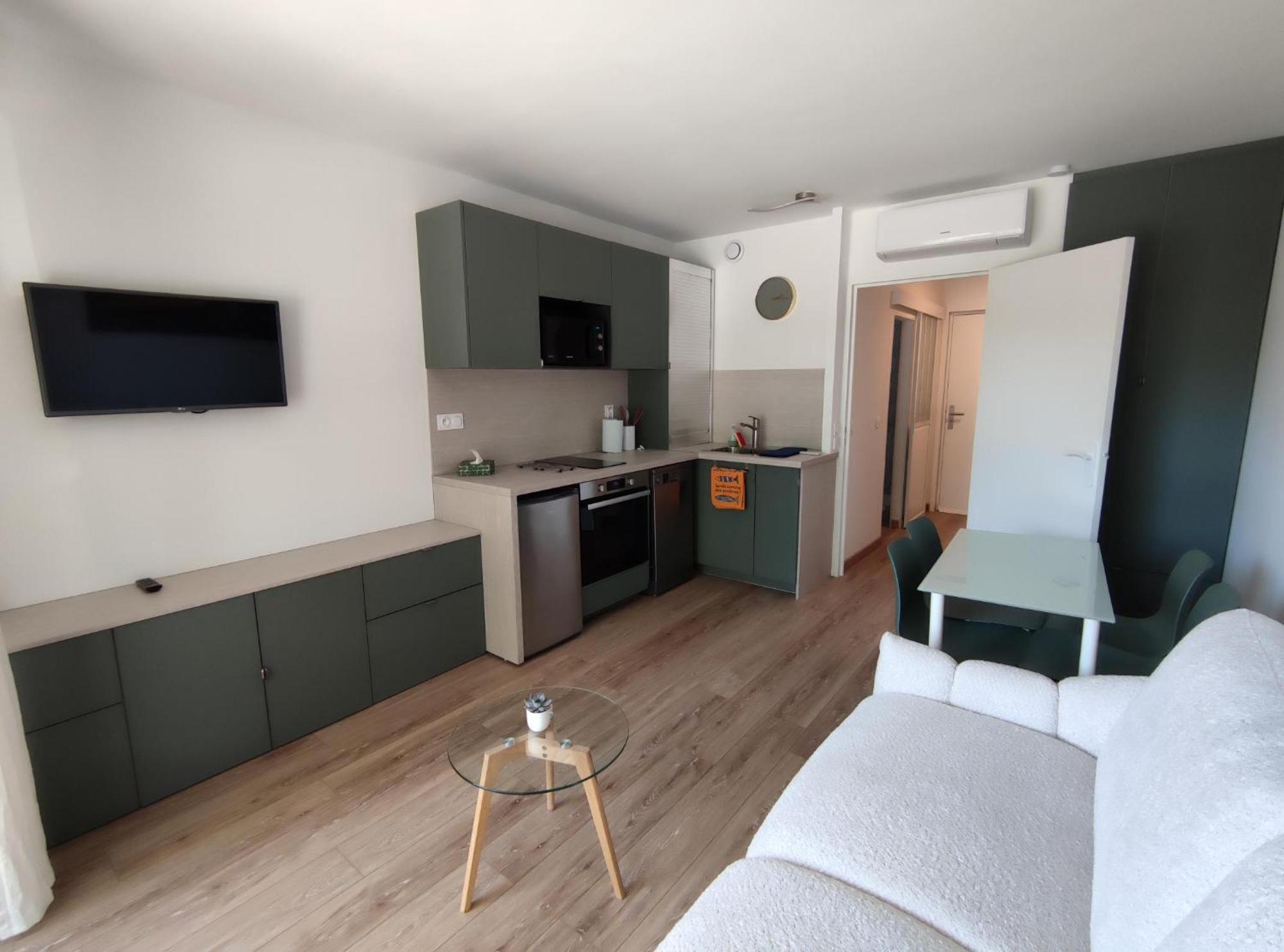 Studio Avec Parking Centre-Ville Face A La Gare Plage & Commerces Arcachon Luaran gambar
